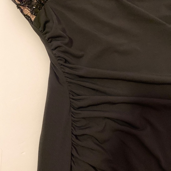 JS Boutique Elegant Black Gown w Lace Top & Spaghetti Straps - Picture 9 of 14